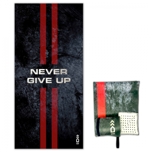 "NEVER GIVE UP" GYM TOWEL